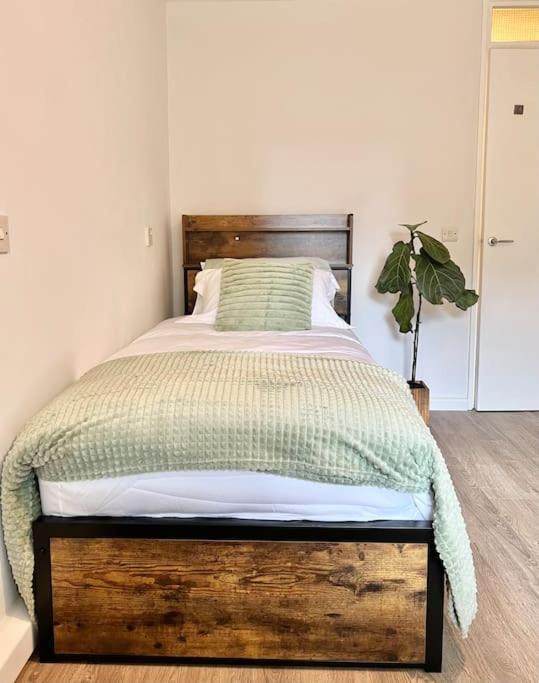 Gorgeous Flat 10 Min Walk To Stadium Free Parking London Ngoại thất bức ảnh