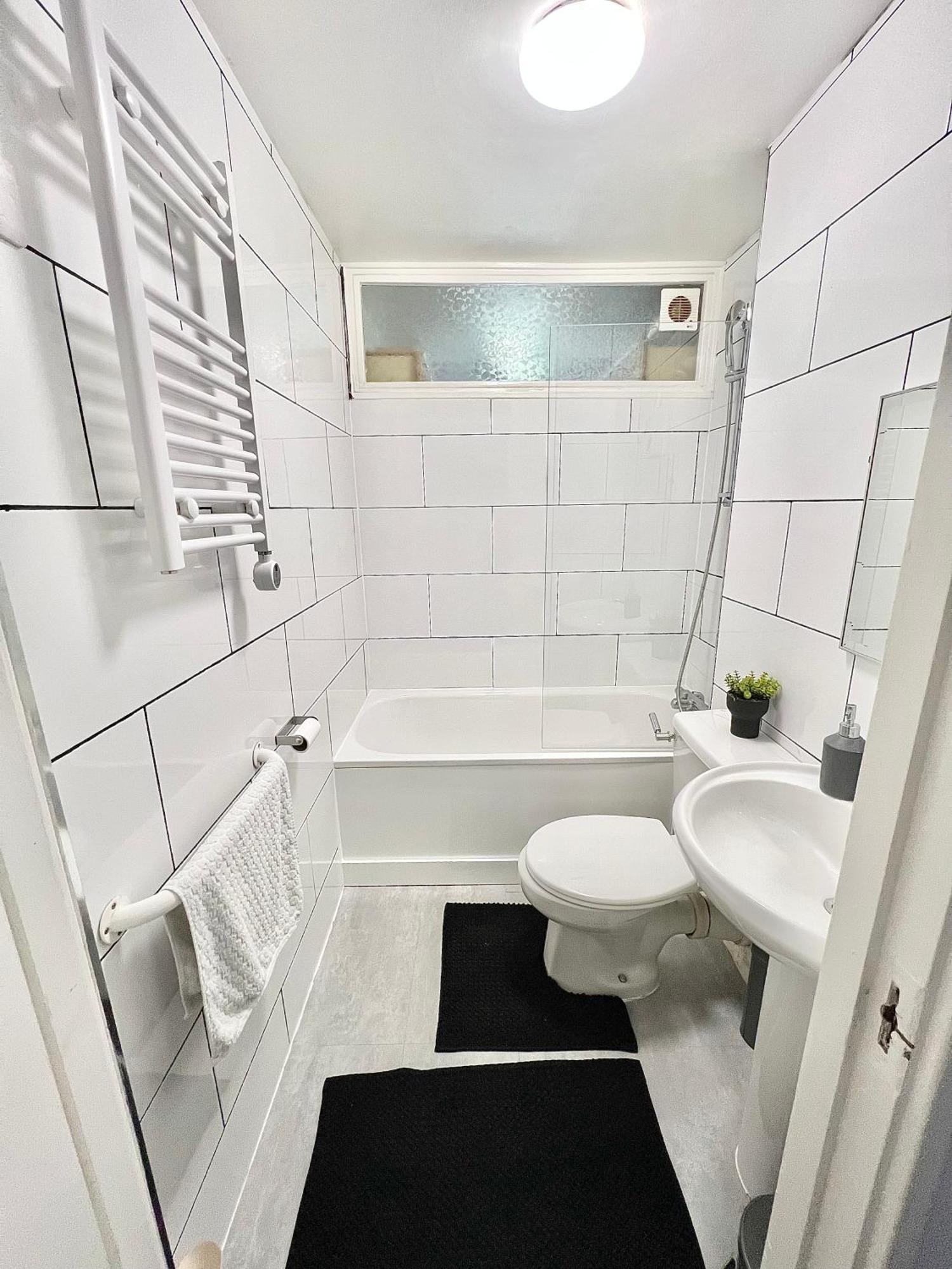 Gorgeous Flat 10 Min Walk To Stadium Free Parking London Ngoại thất bức ảnh